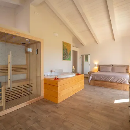 Valle In Fiore - Private Jacuzzi & Sauna - Italywego Apartamento Ilci