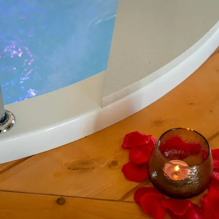 Valle In Fiore - Private Jacuzzi & Sauna - Italywego Apartamento *